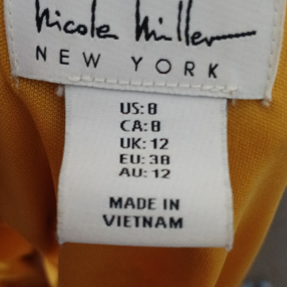 Nicole Miller Floral Yellow Maxi Dress. Size 8. Has Pockets & Built In Bra. - Picture 5 of 5